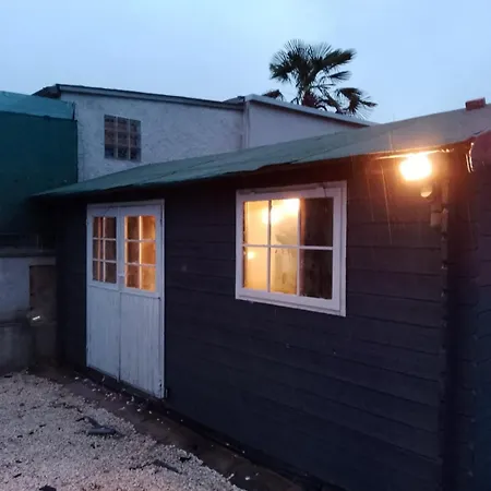 Cosy Independant Dans Un Jardin Prive *