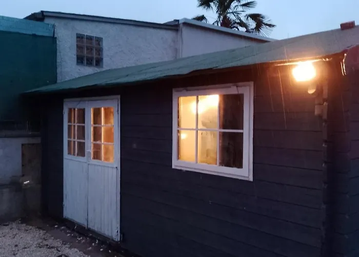 Cosy Independant Dans Un Jardin Prive *