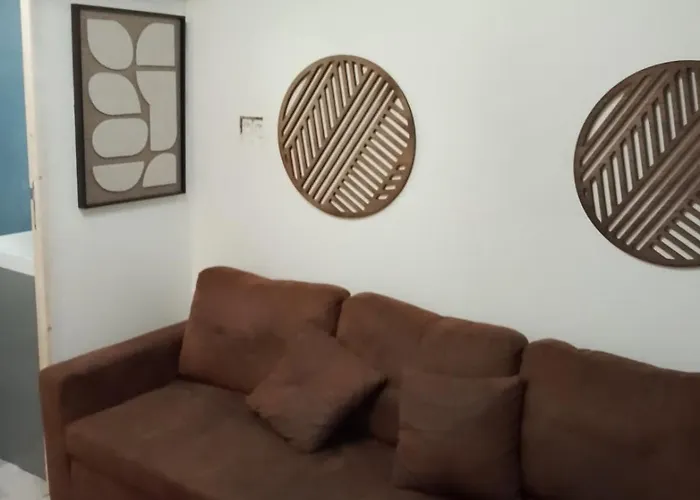 Cosy Independant Dans Un Jardin Prive *